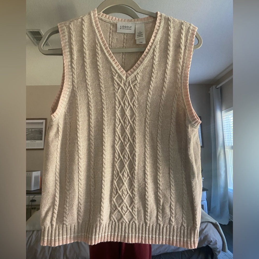 Knitted vintage Liz Claiborne sweater vest